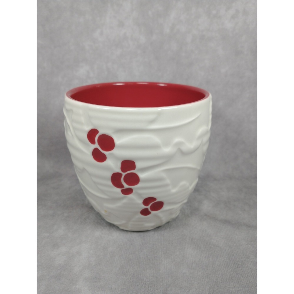 Starbucks 2010 Christmas Holiday Coffee Mug Holly Berry White With Red
